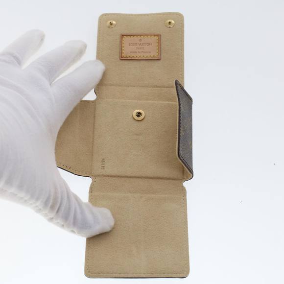 LOUIS VUITTON Monogram Jewelry Case Accessory Case LV Auth 46394 - Picture 10 of 16